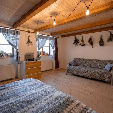 Prizemi Vesnicke Usedlosti - Cozy Village Homestead Vidov Eksteriør bilde
